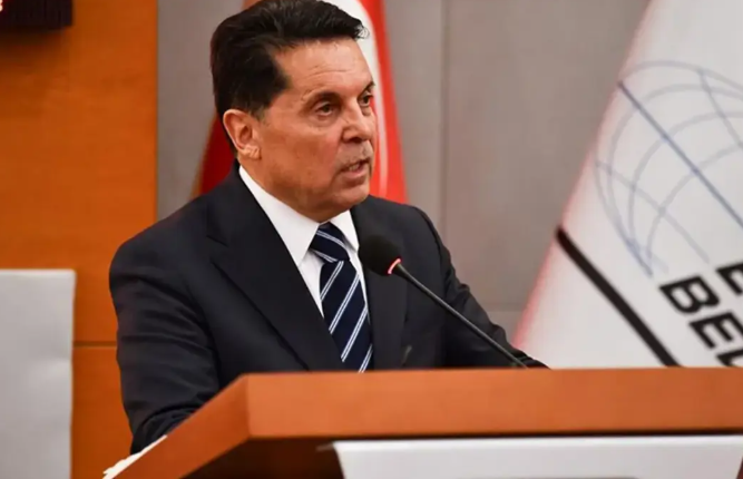 Ahmet Özer: Demokrasi olmadan barış gelmez