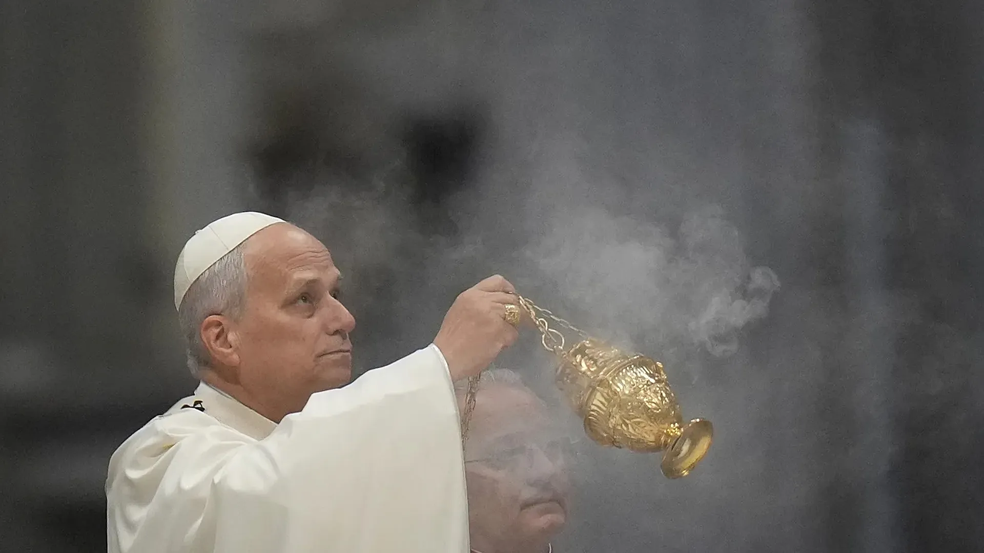 Vatikan: Ayin yapay zekayla 60 dile çevrilecek