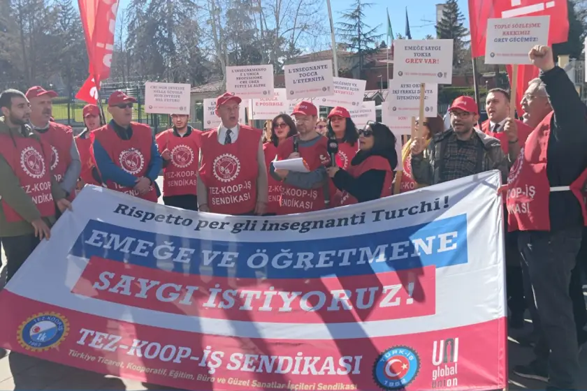 Özel İtalyan Lisesi öğretmenlerinin grevi 19. gününde: Eşitlik talebi büyüyor