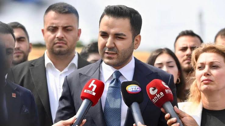 Mahkemeden CHP Gençlik Kolları Başkanı Hakkında Tazminat Kararı