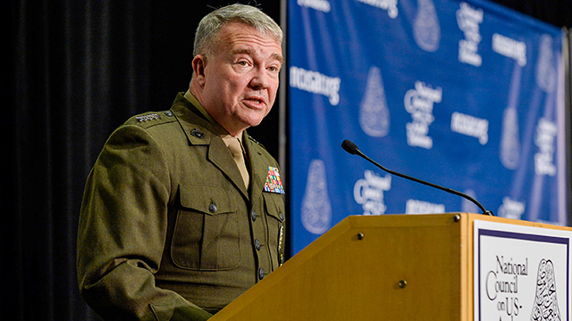 Eski CENTCOM Komutanı McKenzie: ABD İran’da kara harekatını yıllardır değerlendiriyor