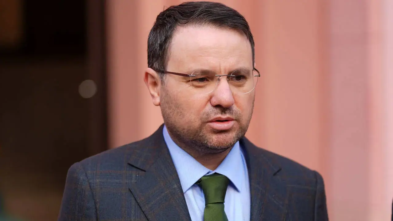 Akın Gürlek duyurdu: Tapuda 30 milyon TL üzeri işlemlere “avukat zorunluluğu” geliyor