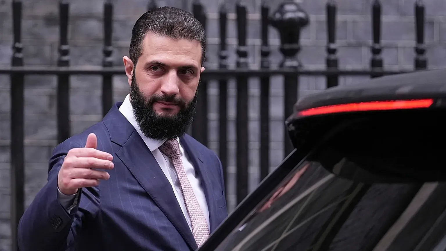 İran savaşı: Şam Hükümeti ne kadar tarafsız kalabilecek?