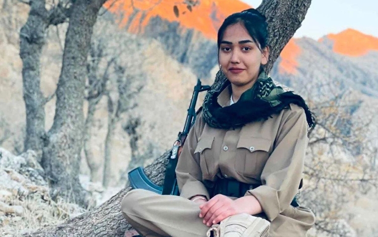 İran saldırısında hayatını kaybeden kadın peşmergenin cenazesi camiye de alınmadı