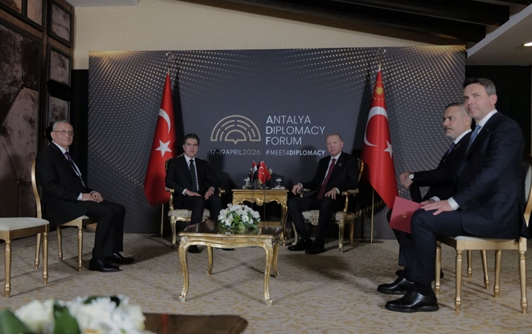 Erdoğan Antalya’da Neçirvan Barzani ile bir araya geldi
