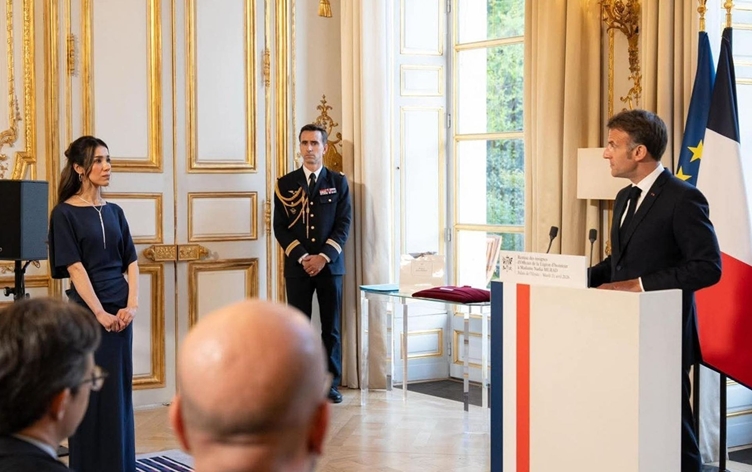 Nadia Murad, Fransa’nın en yüksek nişanına layık görüldü