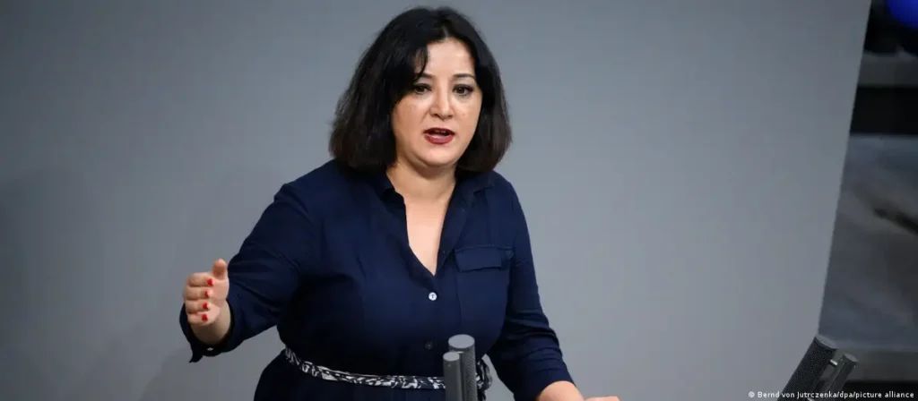 Almanya: Die Linke’li Akbulut ile AfD’li Gnauck’un dokunulmazlıkları kaldırıldı