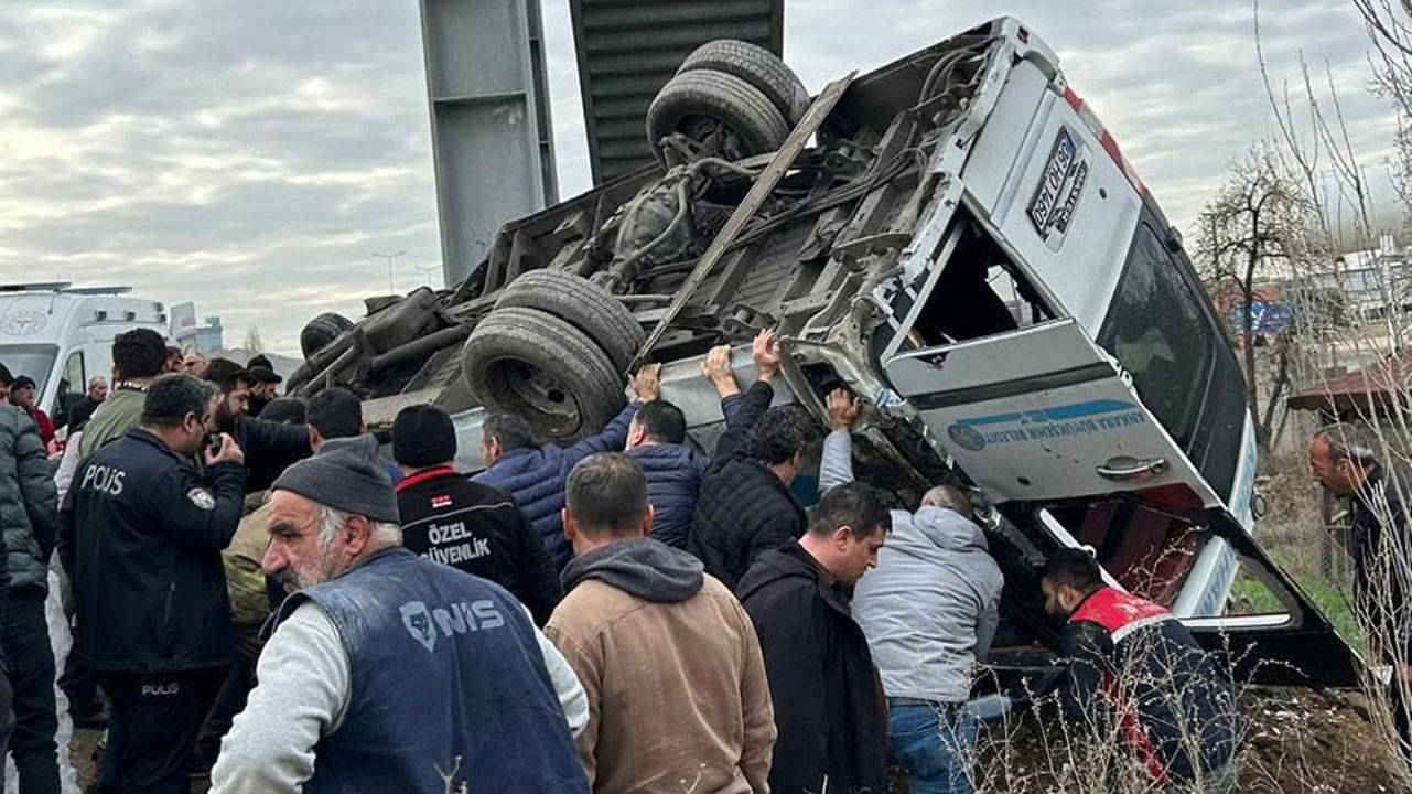 Ankara’da kaza: 4 kişi hayatını kaybetti 13 yaralı