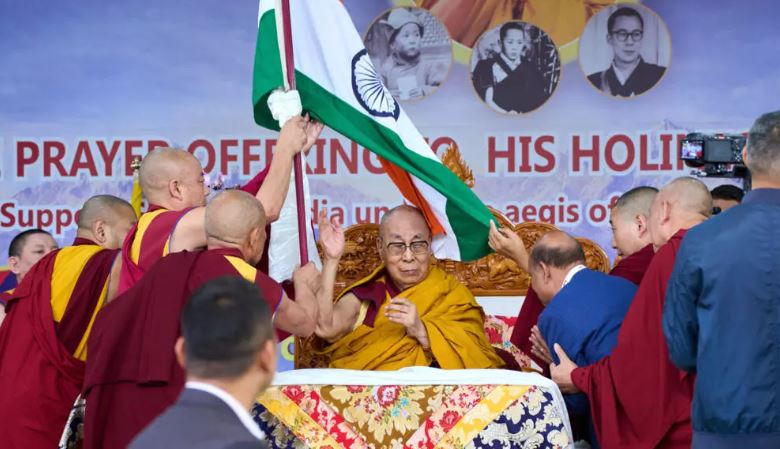 Tibetliler Sürgün hükümetini seçmek için sandık başına gidiyor