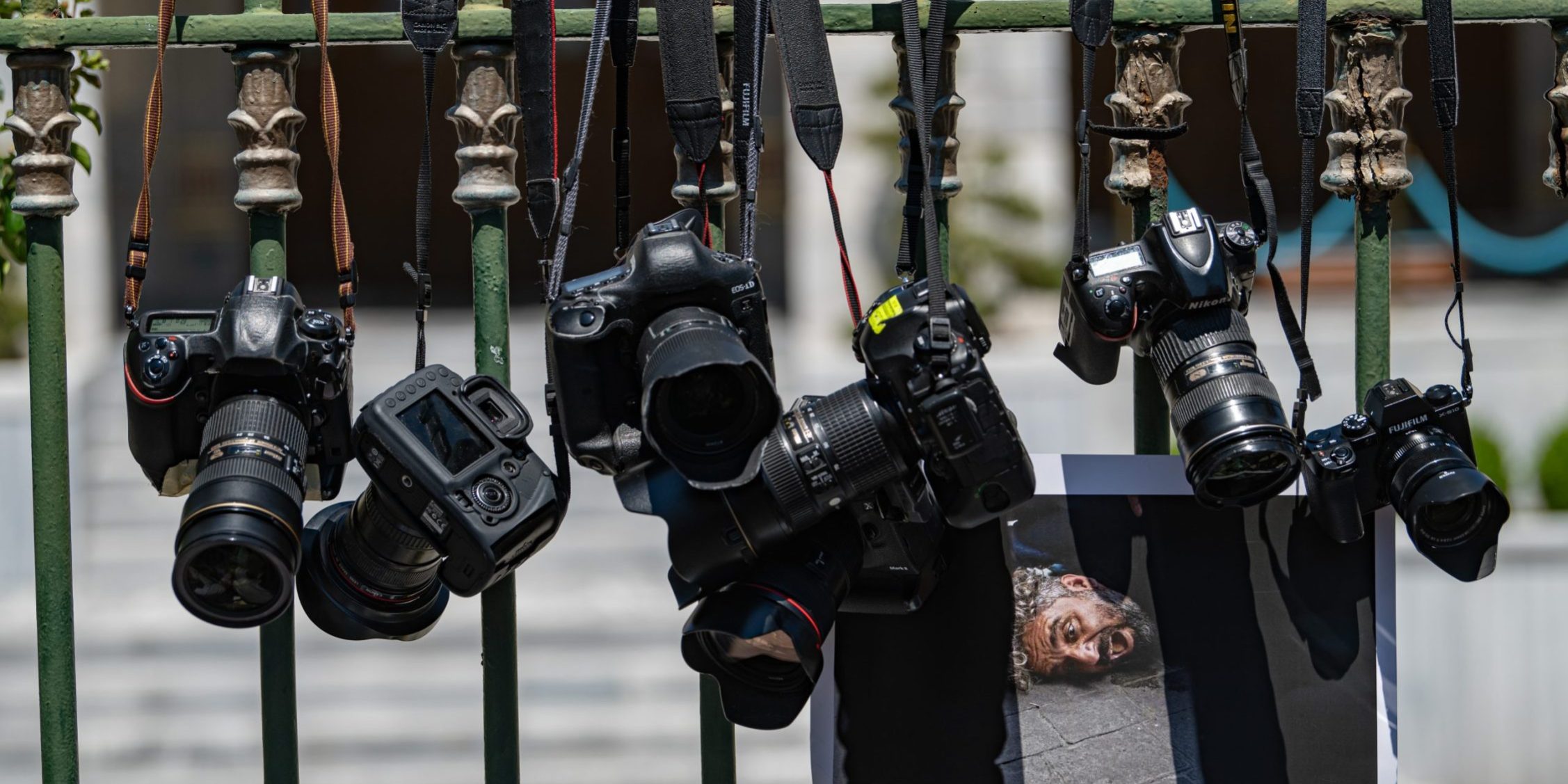 Kocaeli’de yerel basın: Düşük ücret, uzun mesai ve iş güvencesizliği