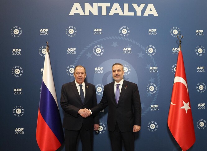 Fidan ve Lavrov Antalya’da bir araya geldi