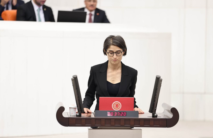 Afrin: Cilbirêliler evlerine dönemiyor; DEM Partili Cupolo’dan soru önergesi