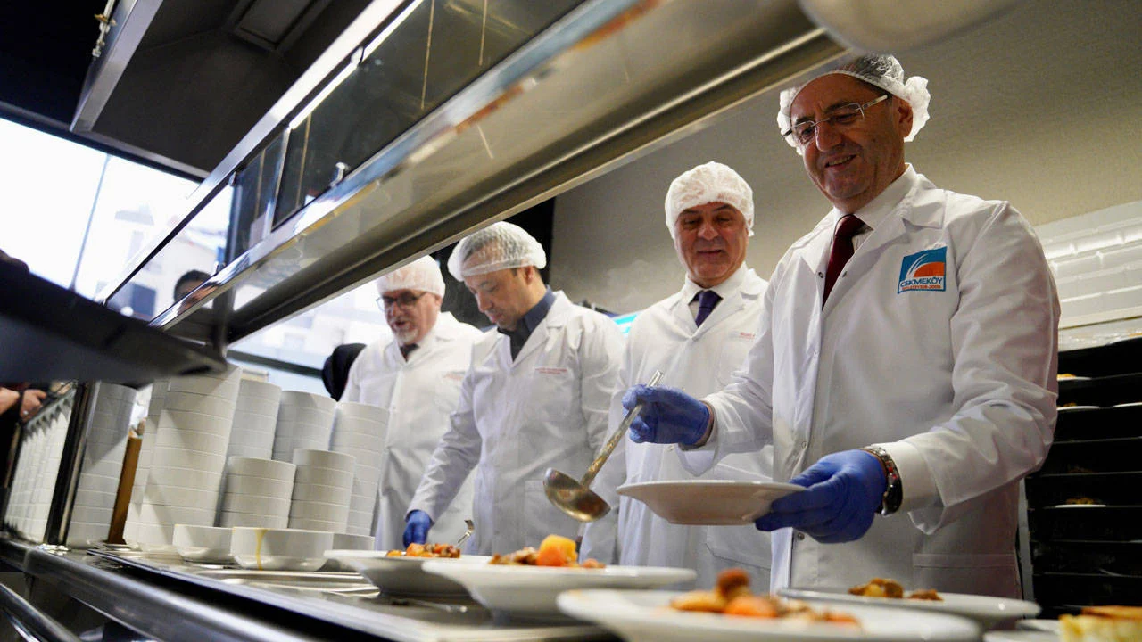 Çekmeköy’de 20’nci Kent Lokantası açıldı: Uygun fiyatlı yemek ağı büyüyor