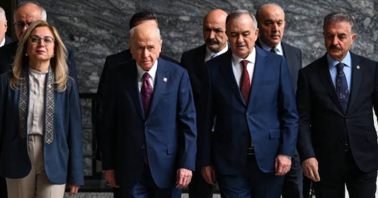 MHP’de üç il daha feshedildi: Toplam 7 oldu