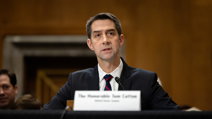 Cumhuriyetçi Senatör Cotton: Arkansas topçu tugayı Orta Doğu’ya konuşlanacak