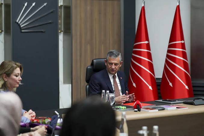 Özgür Özel MYK’yi yeniden topluyor