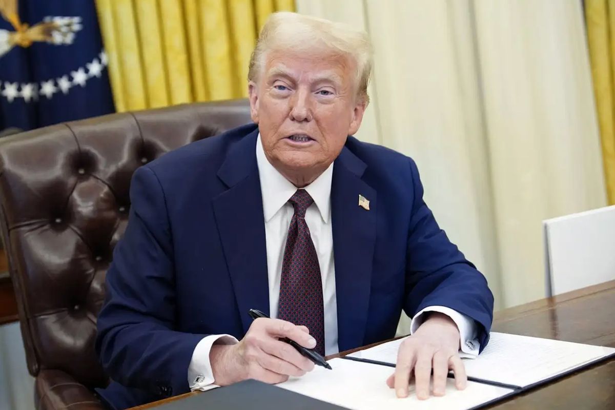 Trump, AB menşeli otomobillere uygulanan gümrük vergisini yüzde 25’e yükseltti