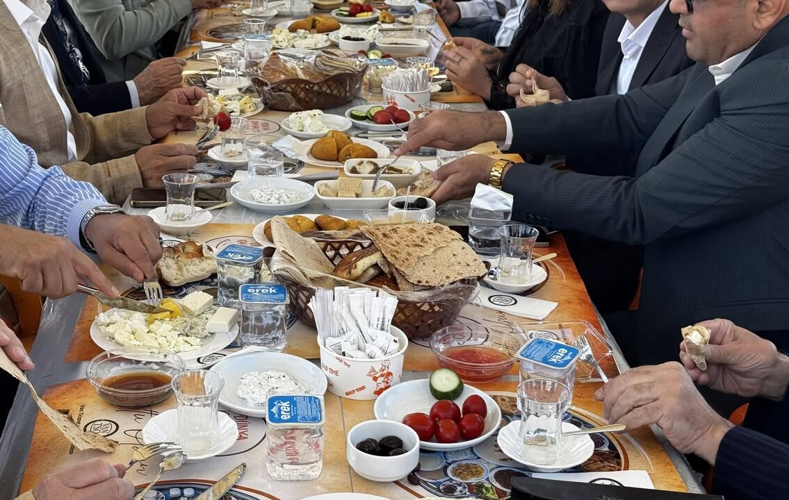 Van’da Dünya Kahvaltı Günü kutlandı: Kürdistan Bölgesi’nden 